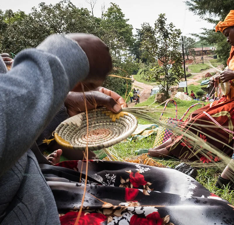 Immersive safari: rural women weaving baskets in Uganda - Nandi Adventures